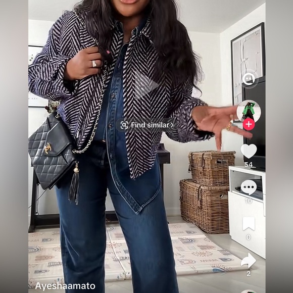 & Other Stories Cropped Wool Blue and Pink Herringbone Bomber Jacket Size 0 - Picture 4 of 13